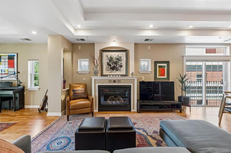 1352 Pennsylvania St #5, Denver, CO 80203