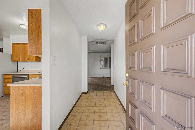 5009 Uvalda St, Denver, CO 80239