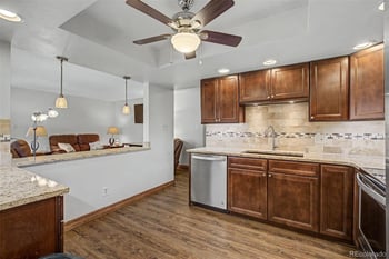 13952 E Marina Dr #302, Aurora, CO 80014