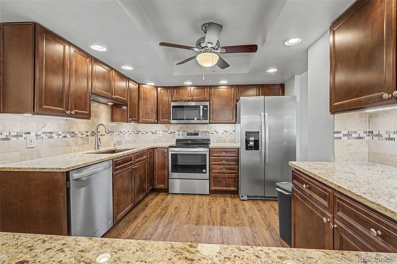 13952 Marina Dr #302, Aurora, CO 80014