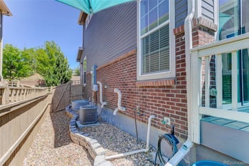 14791 Poundstone Dr, Aurora, CO 80015