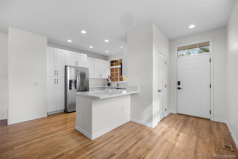 9881 Carolina Pl, Aurora, CO 80247