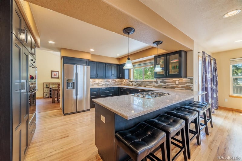 2513 Falcon Dr, Longmont, CO 80503