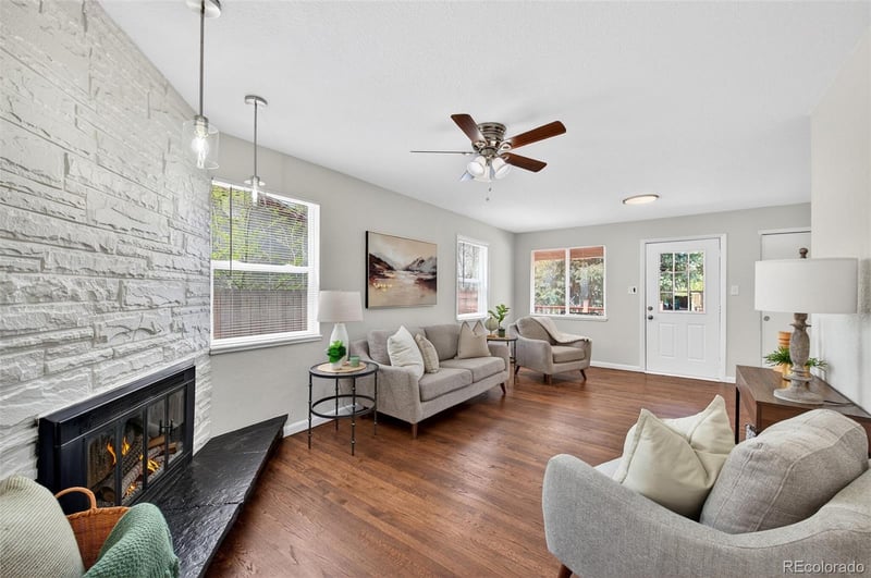 920 Moline St, Aurora, CO 80010