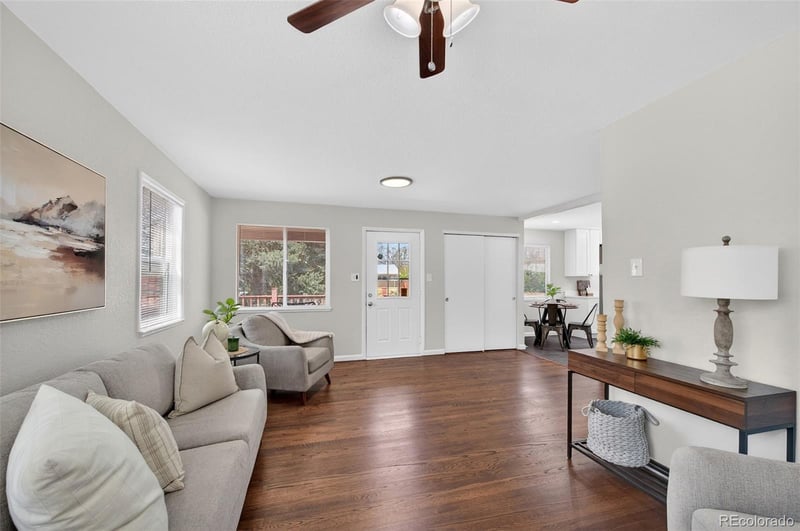 920 Moline St, Aurora, CO 80010