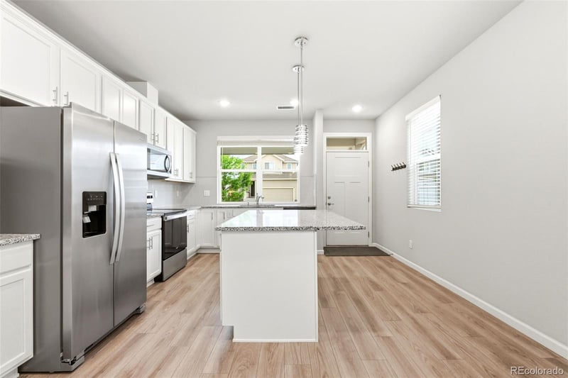 793 Great Plains Ave, Berthoud, CO 80513