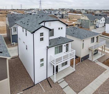 46571 Gold Prairie Dr, Bennett, CO 80102