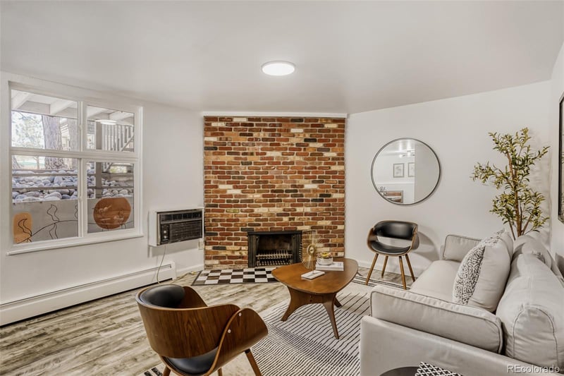 2190 Holly St #105, Denver, CO 80222