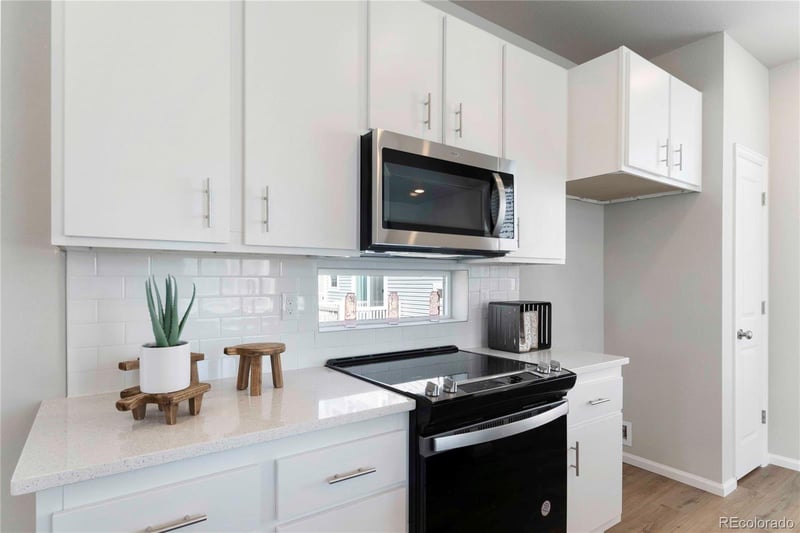 618 Wagon Wheel Way, Bennett, CO 80102