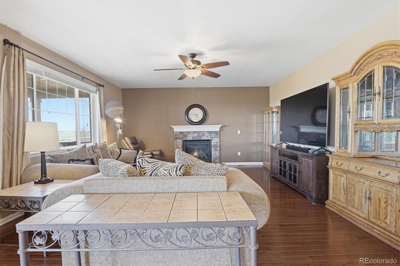 25561 E 5th Pl, Aurora, CO 80018