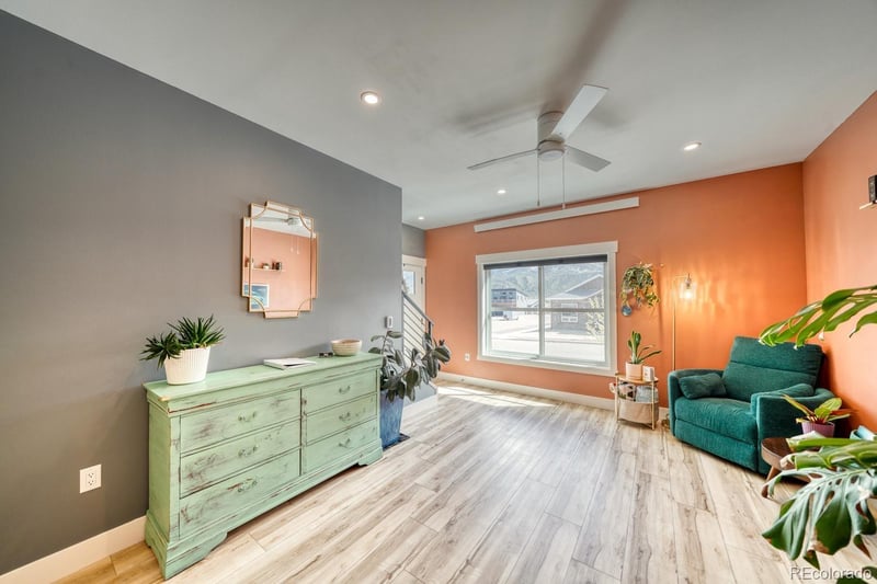10600 Willow Ave, Poncha Springs, CO 81242