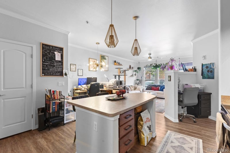 10176 Park Meadows Dr #2117, Lone Tree, CO 80124