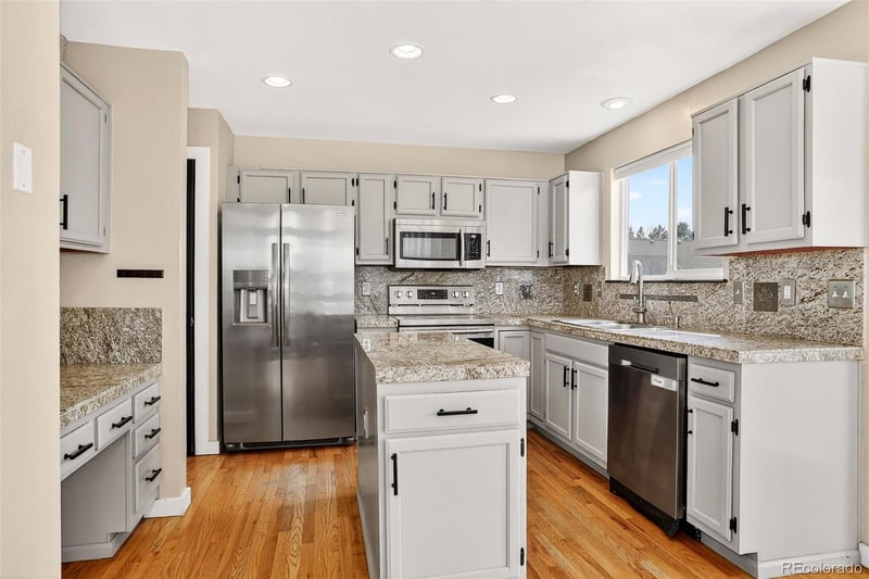 8237 Ogden Cir, Littleton, CO 80122