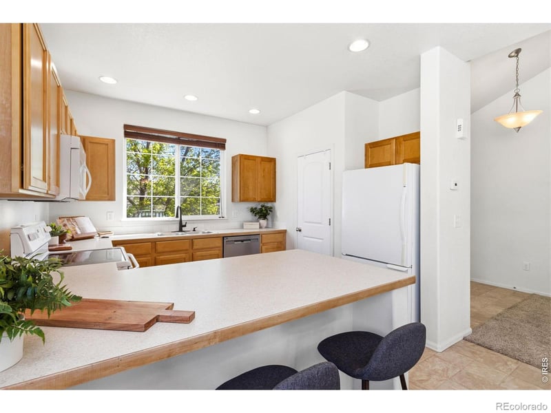 3389 Hackberry Ln, Johnstown, CO 80534