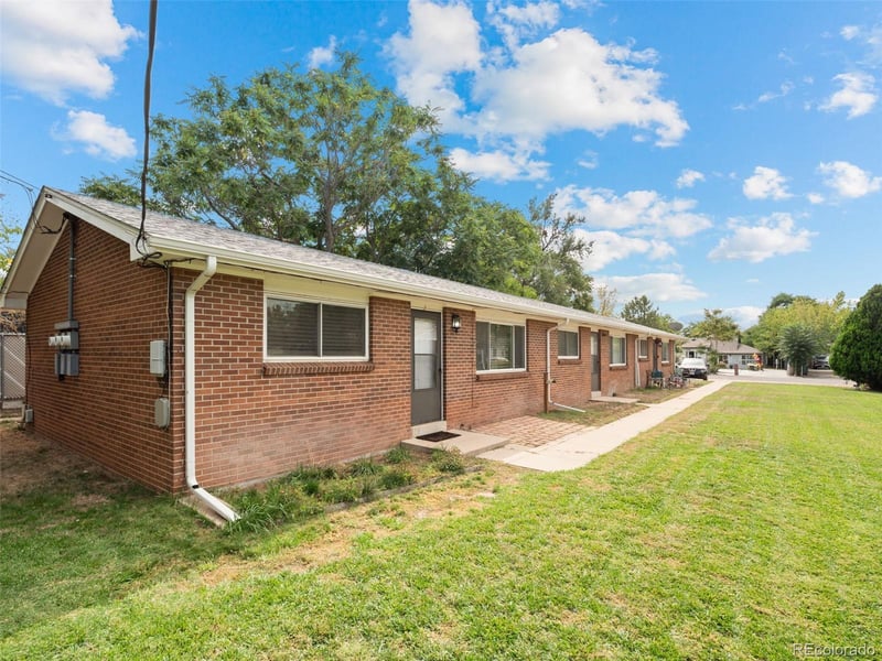 6251 66th Pl, Commerce City, CO 80022