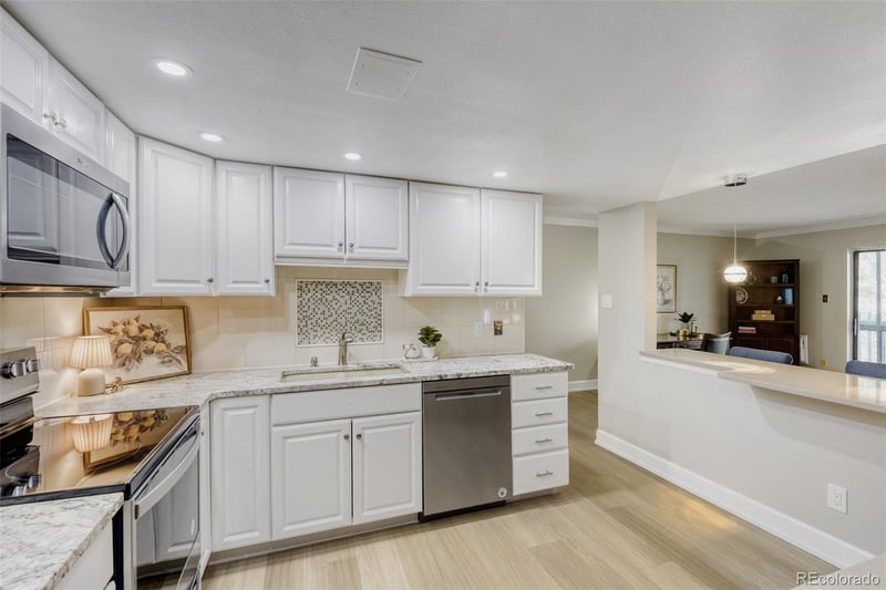 14102 Linvale Pl #305, Aurora, CO 80014