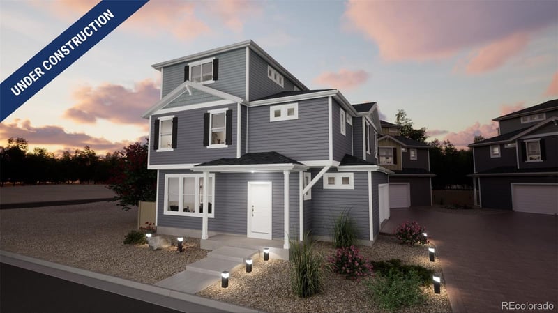 46601 Sunflower Ln, Bennett, CO 80102