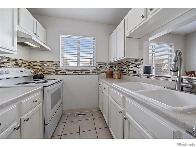 8798 Chase Dr #4, Arvada, CO 80003