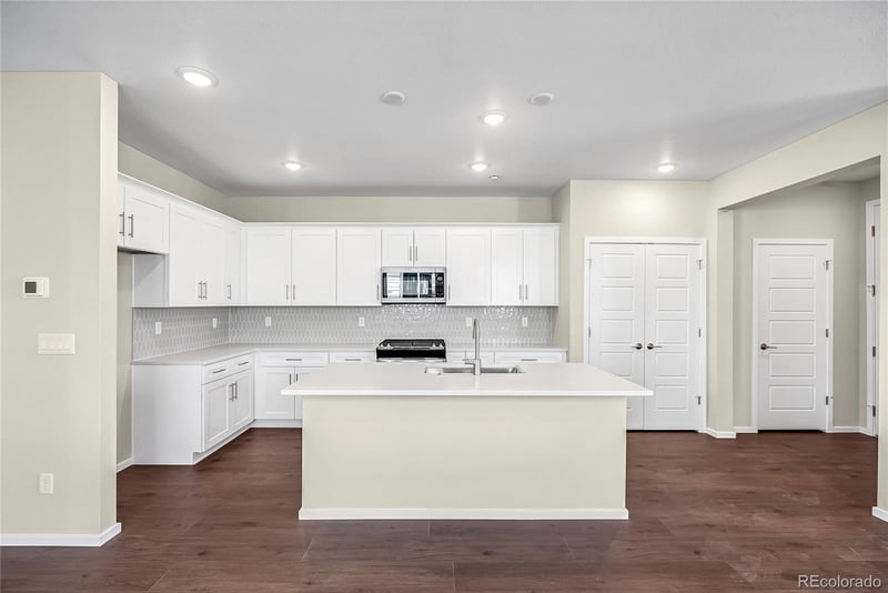 13196 Barefoot Lakes Pw, Firestone, CO 80504