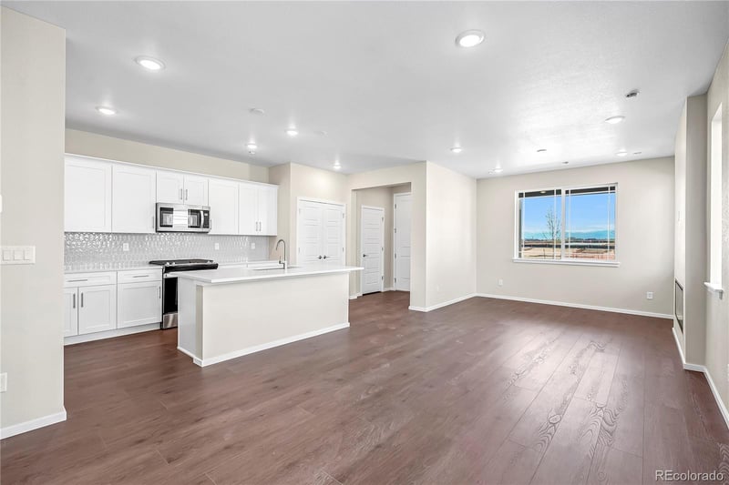 13196 Barefoot Lakes Pw, Firestone, CO 80504