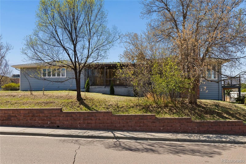 327 Pine St, Elizabeth, CO 80107