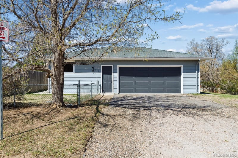 327 Pine St, Elizabeth, CO 80107