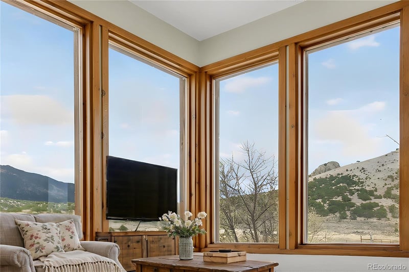 34425 County Rd 14 5, Blanca, CO 81123