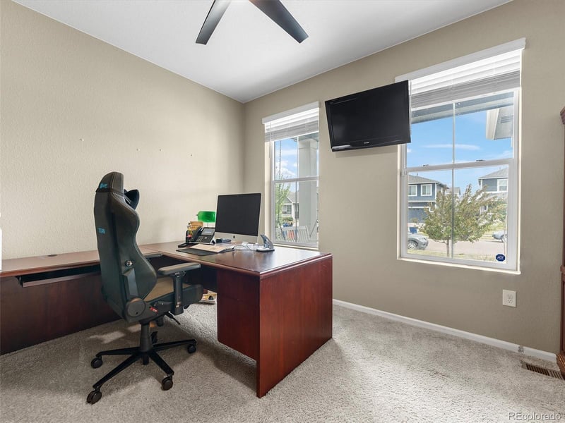 26940 Cedar Ave, Aurora, CO 80018