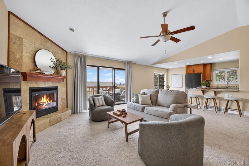 1005 Barbi Ct, Castle Rock, CO 80104