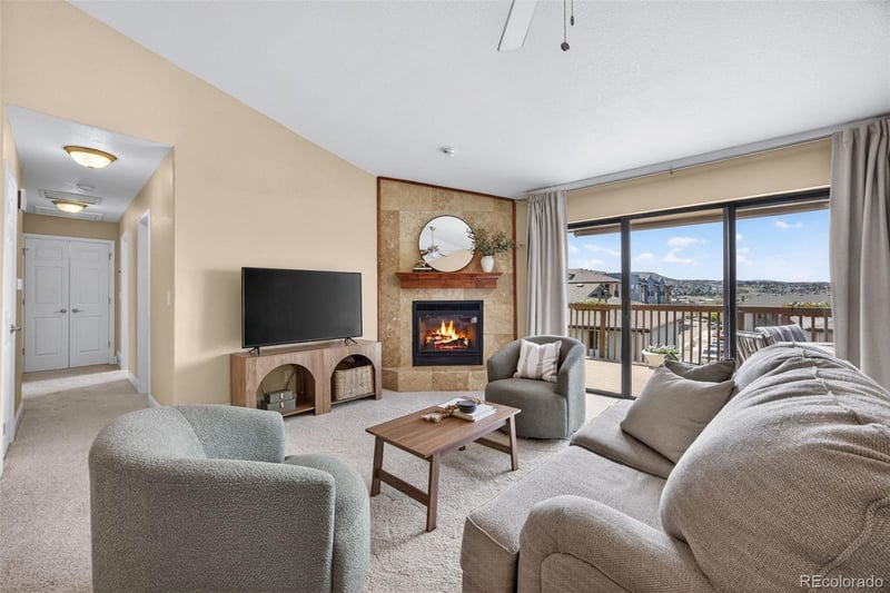 1005 Barbi Ct, Castle Rock, CO 80104