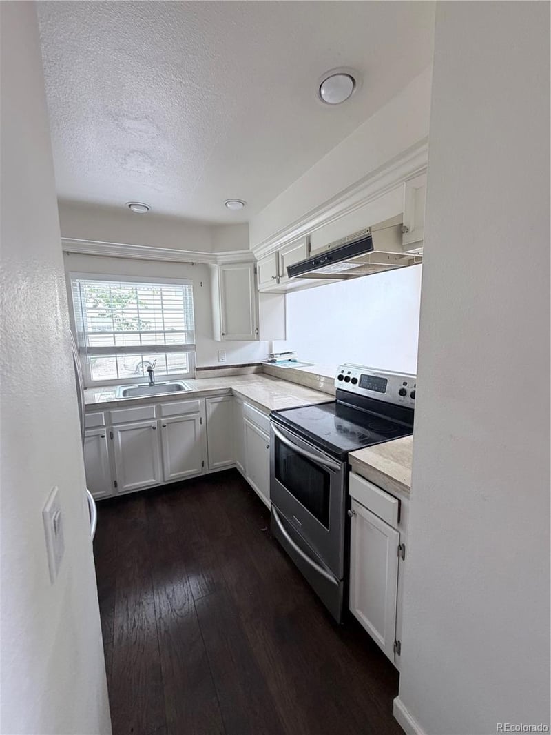 14041 Radcliff Cir, Aurora, CO 80015