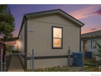 1203 Lilac Dr, Lochbuie, CO 80603