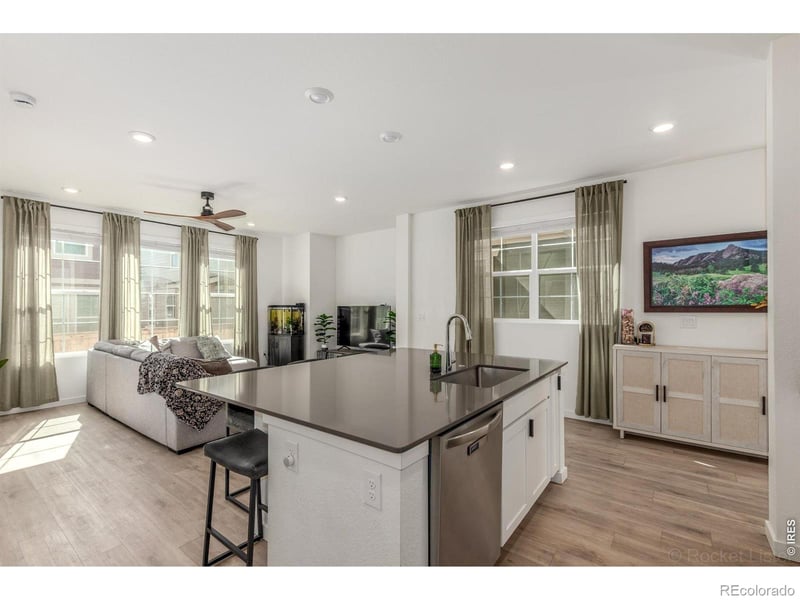 636 Acorn Pl, Lafayette, CO 80026