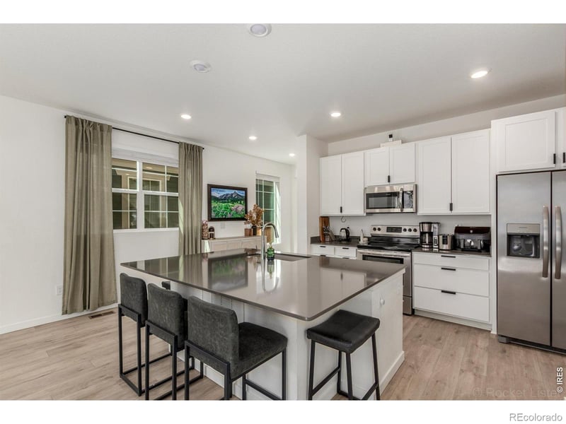 636 Acorn Pl, Lafayette, CO 80026