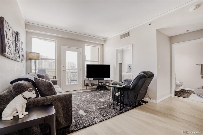 1975 Grant St #604, Denver, CO 80203