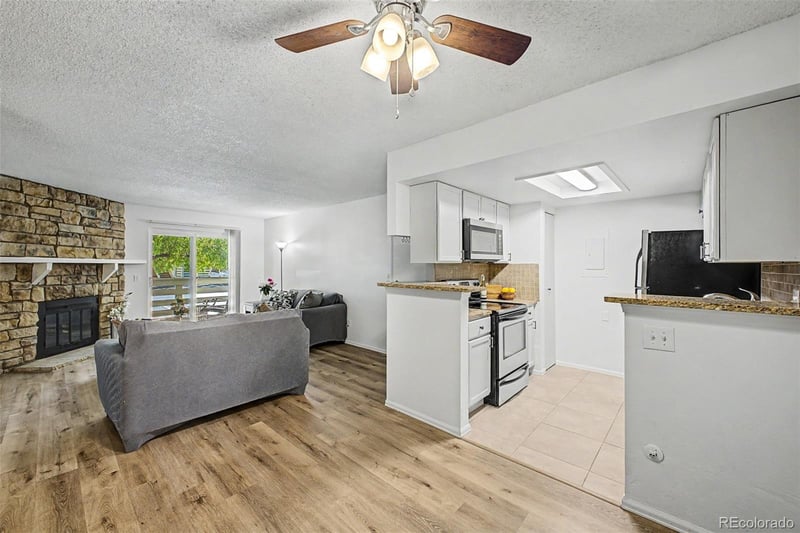 8555 Fairmount Dr #H101, Denver, CO 80247