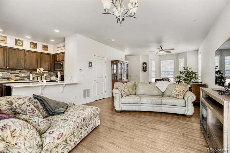 14641 Poundstone Dr, Aurora, CO 80015