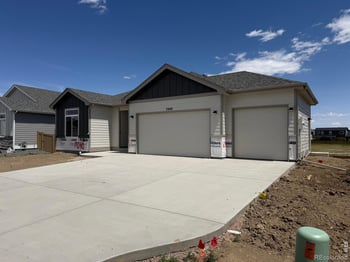 7040 Feather Reed Dr, Wellington, CO 80549