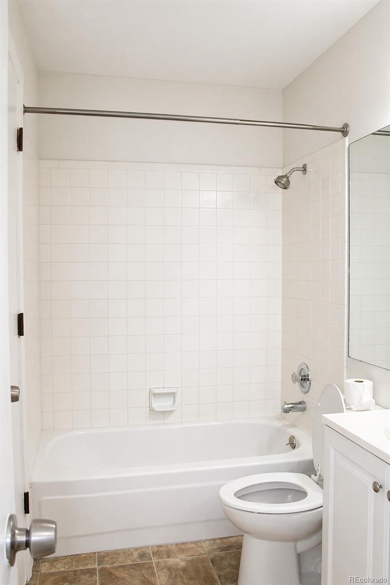 910 Nolte Dr, Colorado Springs, CO 80916