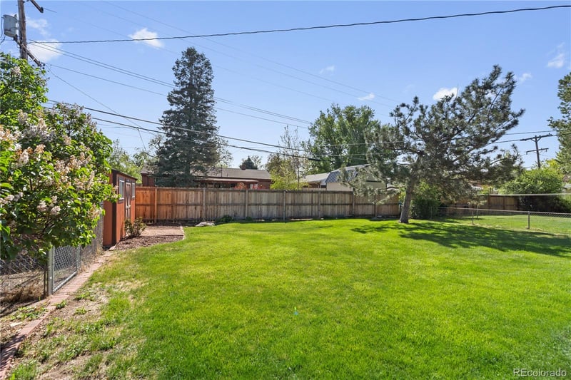 962 Holly St, Denver, CO 80246