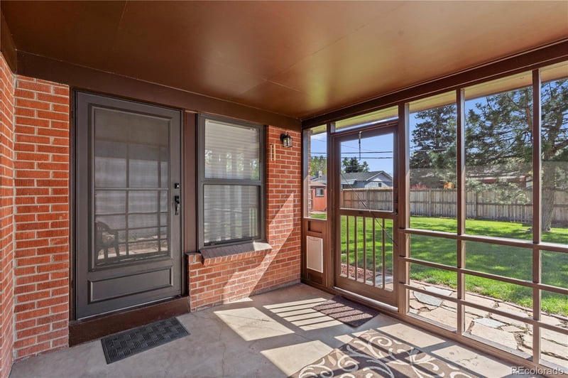 962 Holly St, Denver, CO 80246