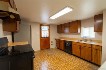 603 5th Ave, Brighton, CO 80601