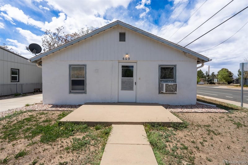 603 S 5th Ave, Brighton, CO 80601