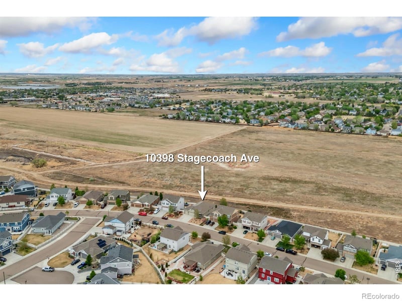 10398 Stagecoach Ave, Firestone, CO 80504