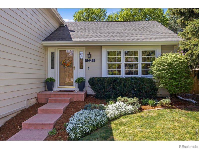 1229 Mansfield Dr, Fort Collins, CO 80525