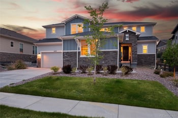 6689 Vandriver Way, Aurora, CO 80016