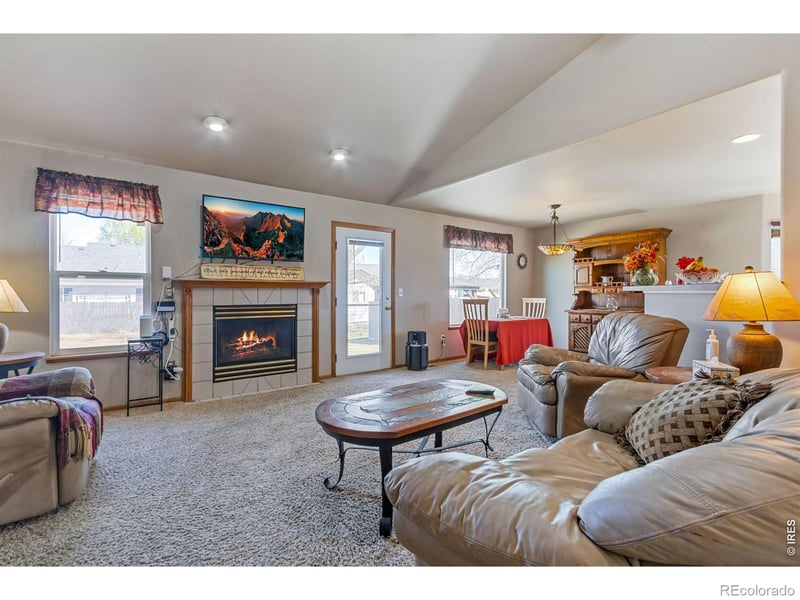 2105 Christopher Ct, Johnstown, CO 80534
