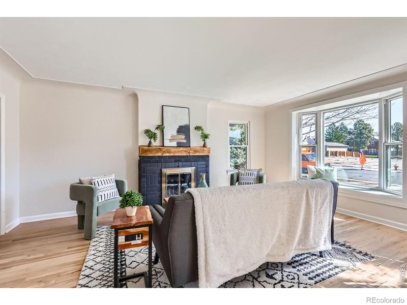 865 Holly St, Denver, CO 80220