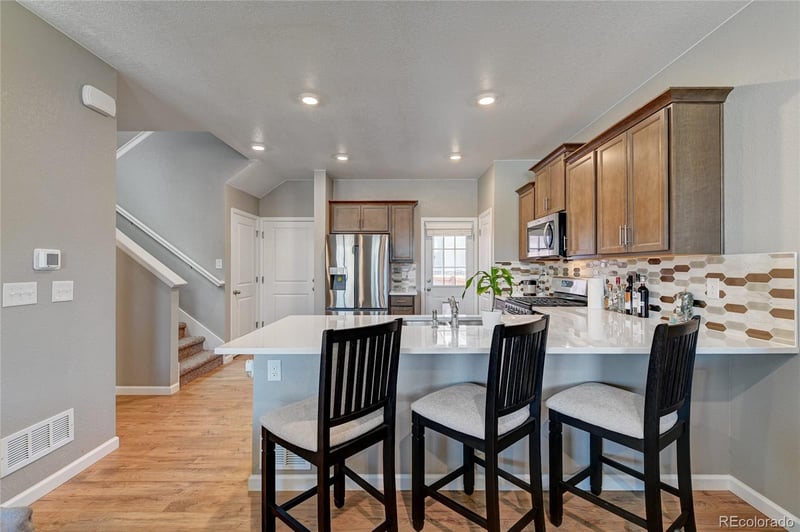 21862 8th Ave, Aurora, CO 80018