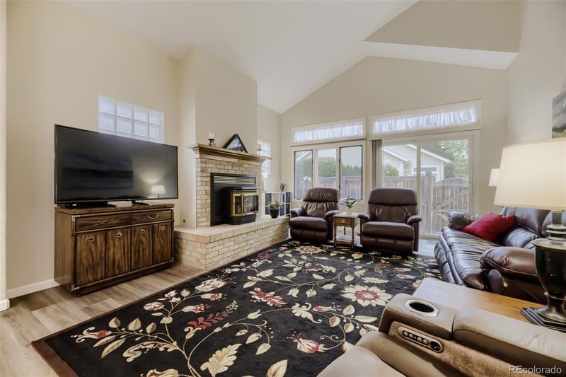 2568 S Independence Ct, Denver, CO 80227